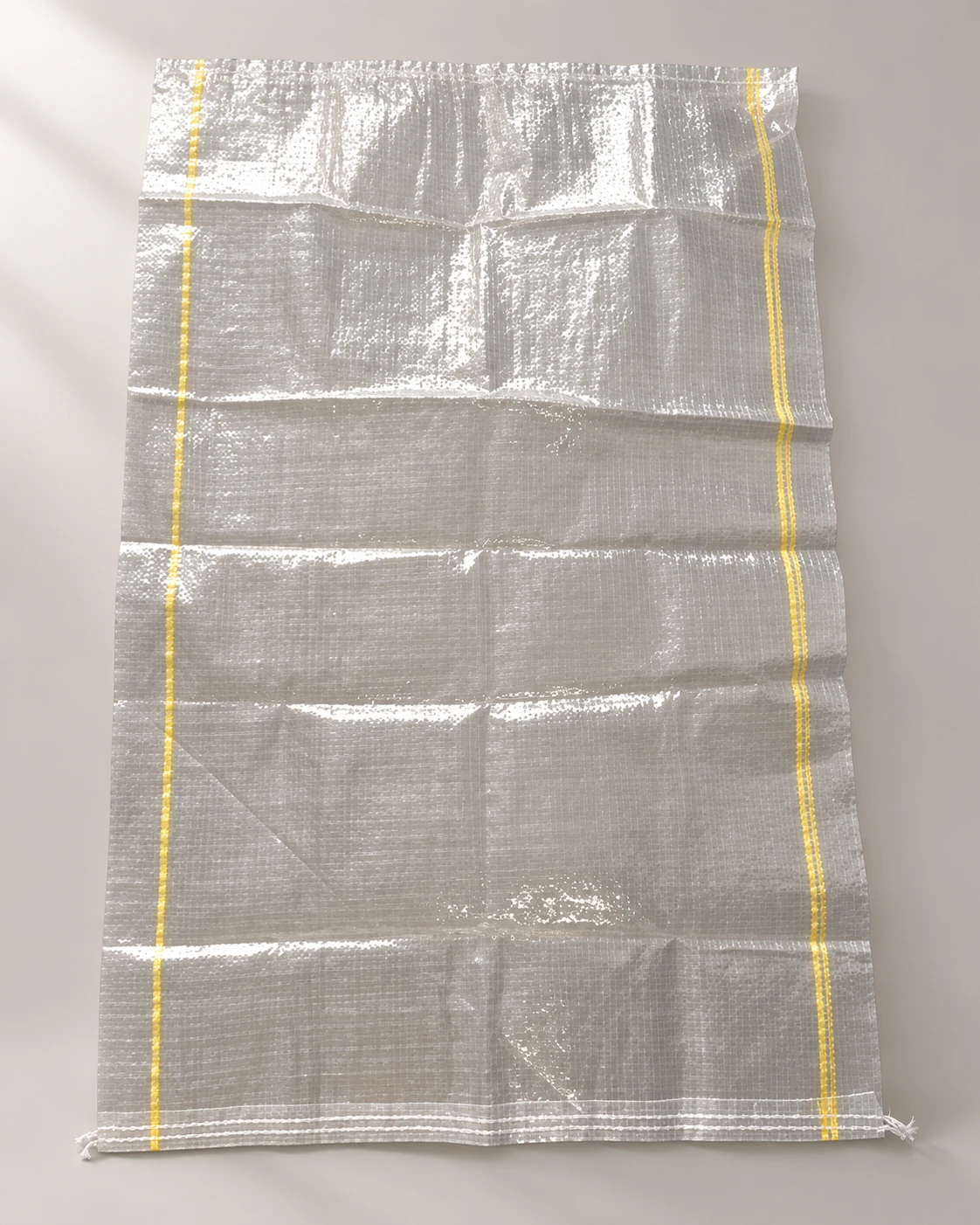 Clear woven · yellow guide lines
