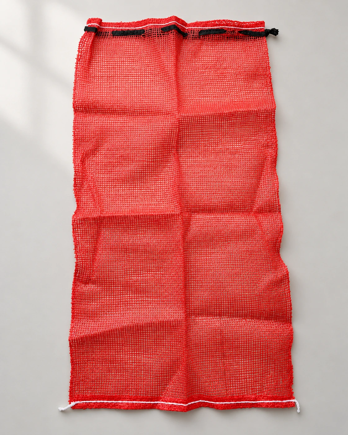 Red mesh · black drawstring